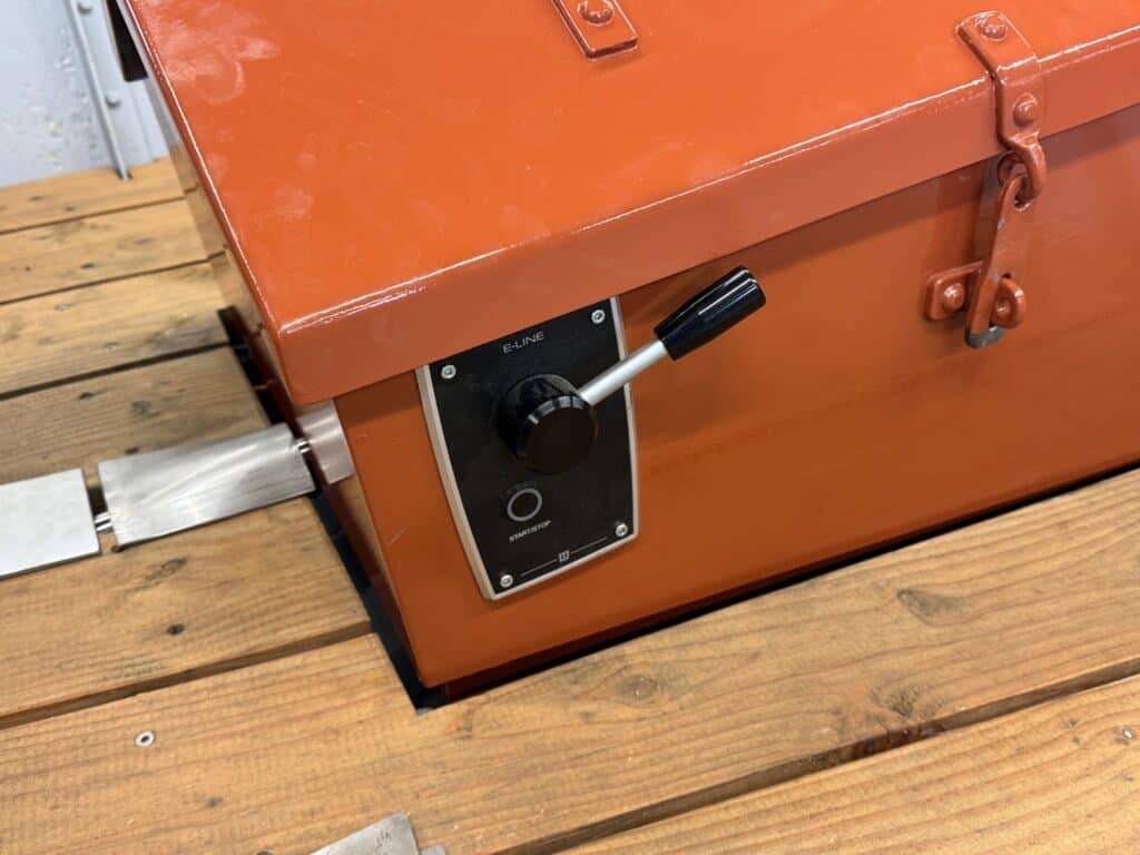 Deel 4: de VETUS E-line motor 6 cornelis vetus e line bediening gashendel
